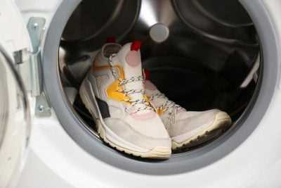 Nasıl terlik yıkayabilirsiniz: çamaşır makinesinde yıkanabilir mi?