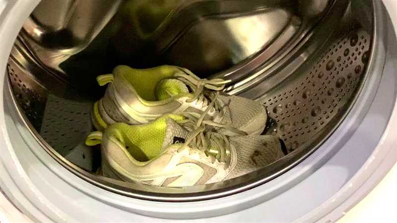 Otomatik çamaşır makinesi ile kros ayakkabıları nasıl yıkayabilirsiniz?