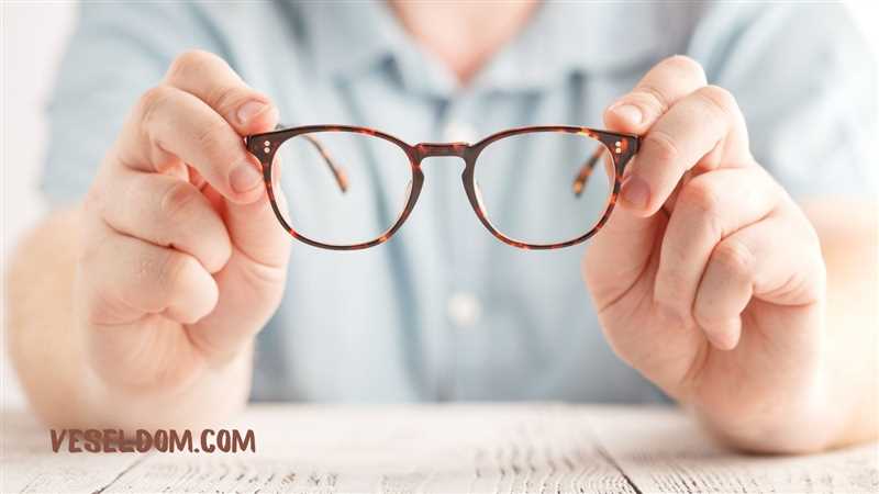 Gözlük camından yapışkanı nasıl temizlersiniz?