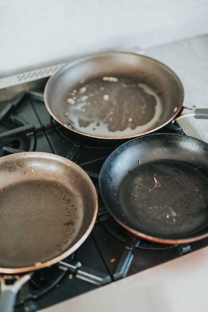 Mutfak Eşyalarının Dibi Nasıl Temizlenir?