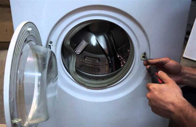 Bosch çamaşır makinesi yıkamadan sonra açılmıyor