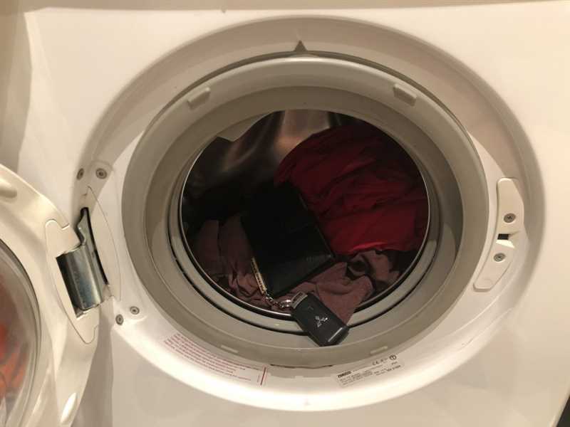 Telefonumu yıkama makinesinde yıkadım - ne yapmalıyım?