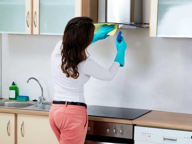 Mutfak dolaplarını nasıl temizleyebilirsiniz - pratik ipuçları