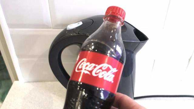 Kireçlenmeyi Coca-Cola ile Nasıl Çıkarabilirim?